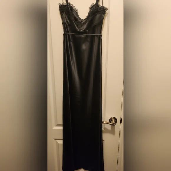 Reformation Nottingham Dress In Black - Picture 4 of 7